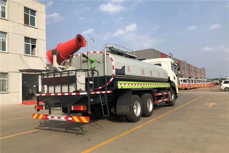 東風(fēng)天龍后八輪20噸噴霧車，國六綠化噴灑車